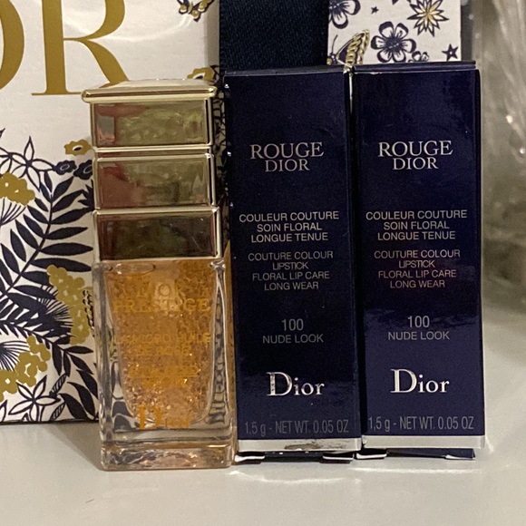 DIOR Holiday Gift Bag Bundle-2021 - Picture 2 of 8